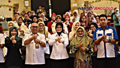 Mbak Wali membuka workshop bahasa isyarat untuk tenaga kesehatan di Kota Kediri