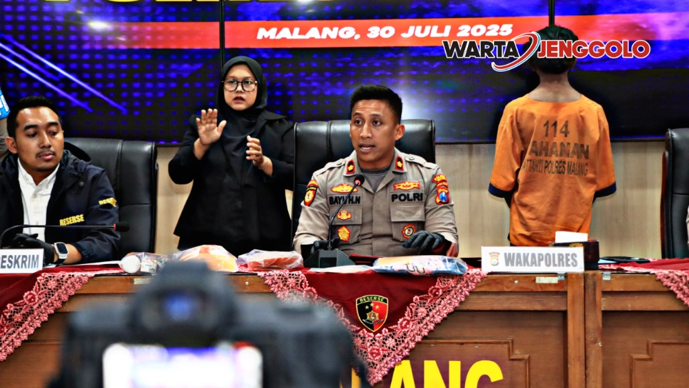 Polisi Polres Malang memaparkan kasus kekerasan anak dengan tersangka tetangga korban