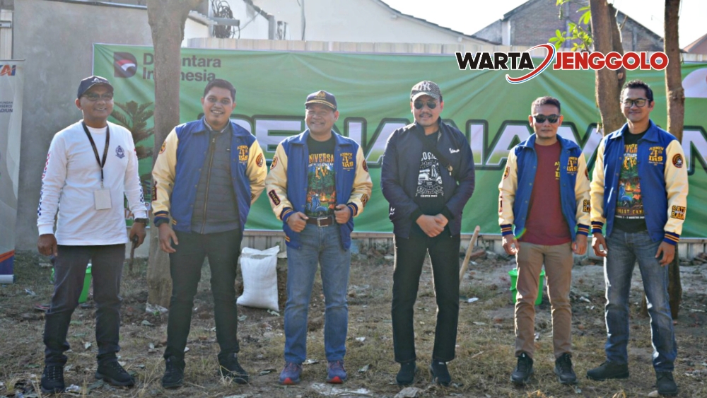 Daop 7 Madiun tanam pohon dalam program KAI Go Green