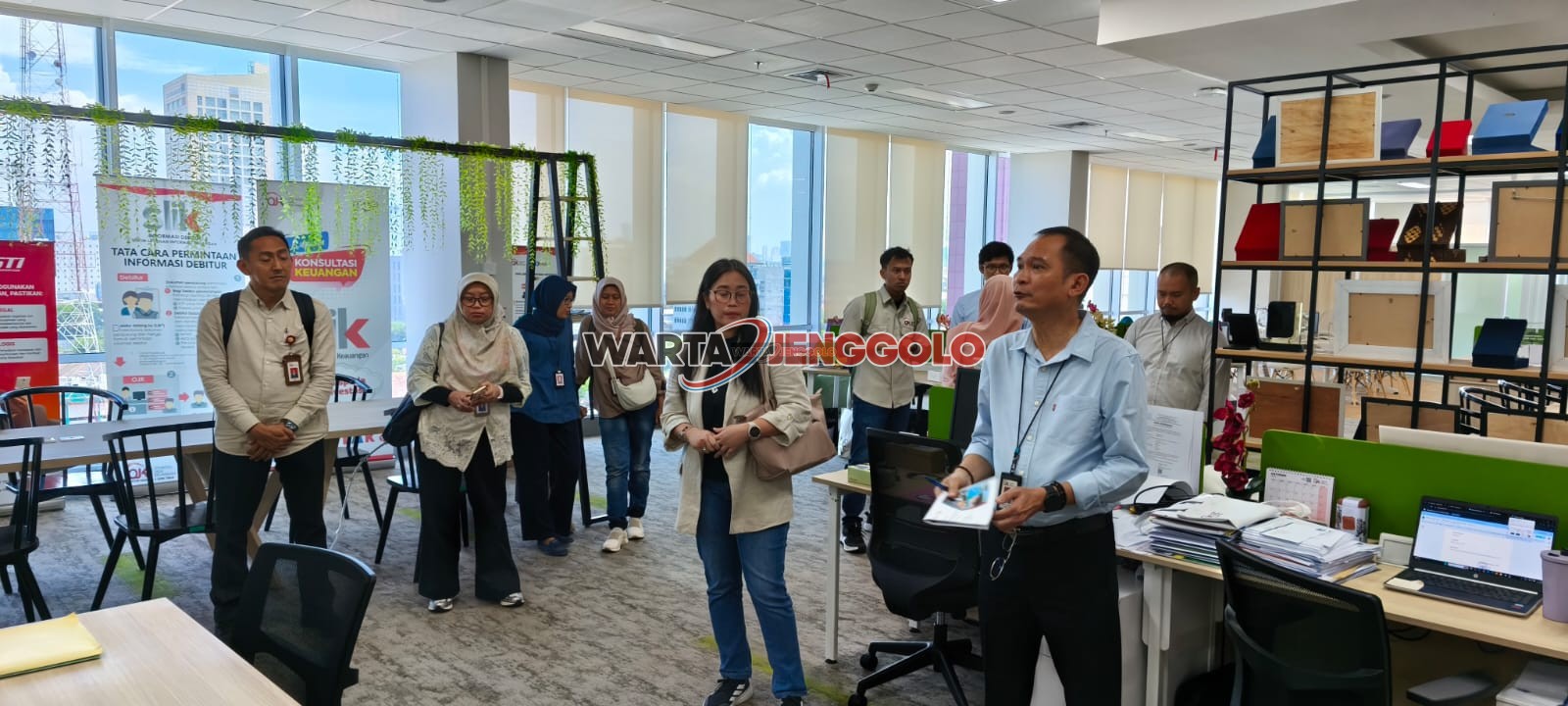 Perwakilan OJK Kediri memaparkan strategi pertumbuhan sektor jasa keuangan