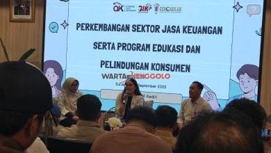 OJK Kediri membuka Kediri FINFEST 2025 untuk tingkatkan literasi keuangan masyarakat