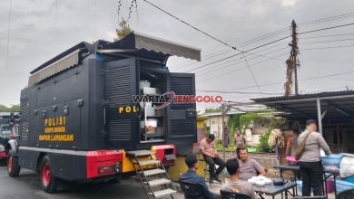 Dapur lapangan Polda Jatim beroperasi di Ponpes Al Khoziny Sidoarjo