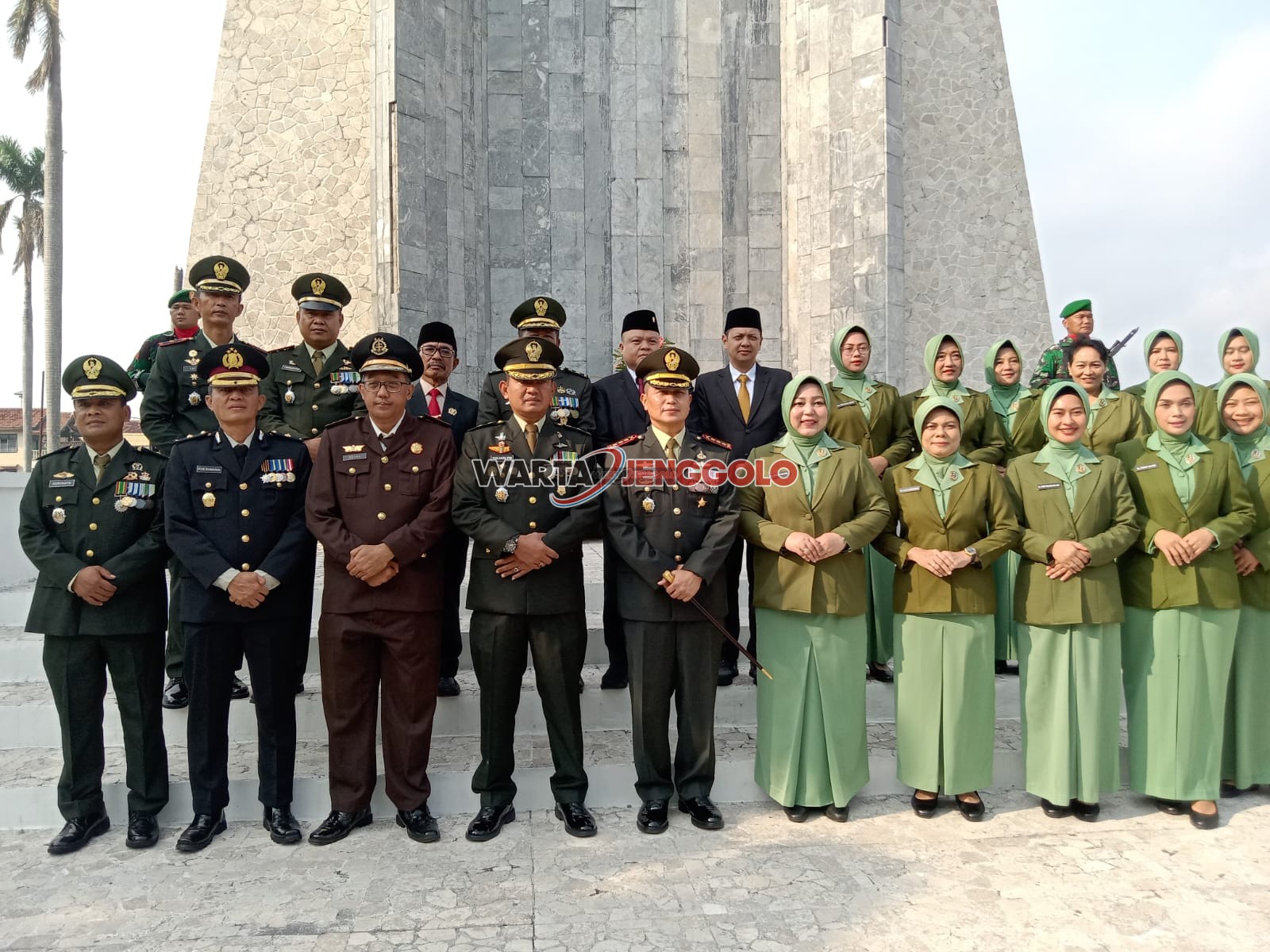 Sinergitas TNI dan Polri dalam peringatan HUT TNI ke-80 di Kediri