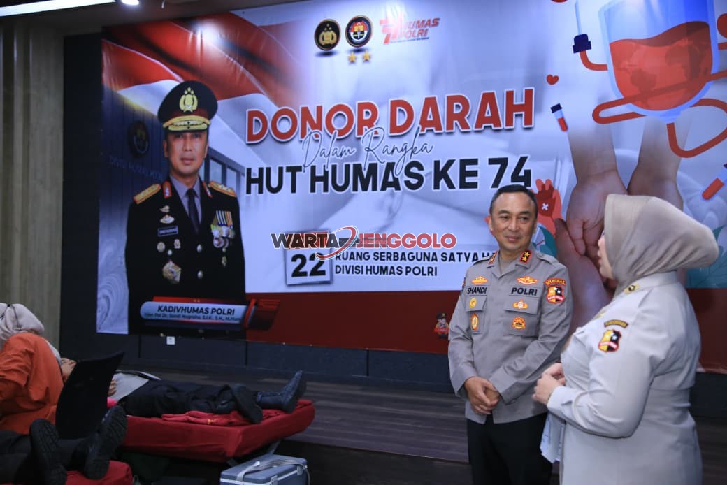Humas Polri menggelar aksi donor darah serentak di seluruh Indonesia dengan capaian rekor 16.619 kantong darah