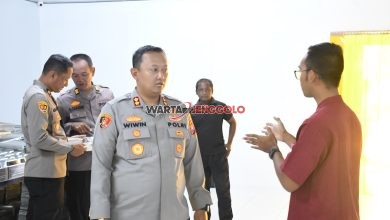 Kapolres Madiun Kota meninjau dapur SPPG Kanigoro bersama jajaran petugas.
