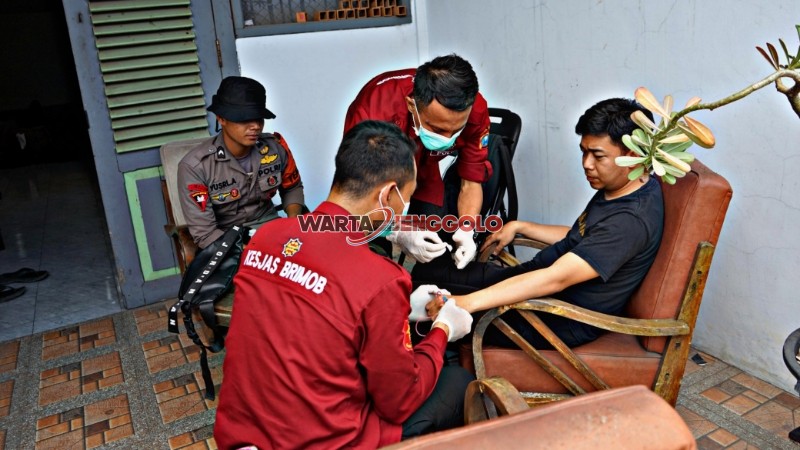 Brimob Polda Jatim buka layanan kesehatan gratis di Ponpes Al Khoziny Sidoarjo