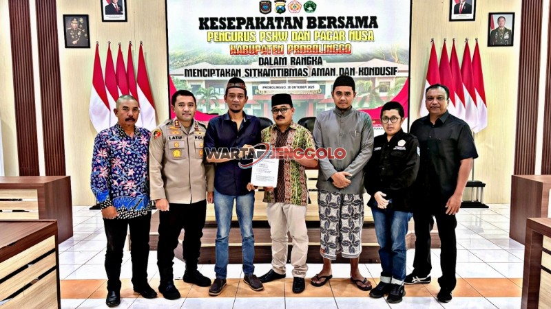 Polres Probolinggo bekerja sama dengan perguruan pencak silat dalam program Jogo Jatim untuk menjaga keamanan wilayah.