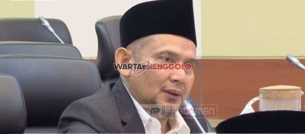 Pembahasan percepatan operasional Embarkasi Kediri 2027.
